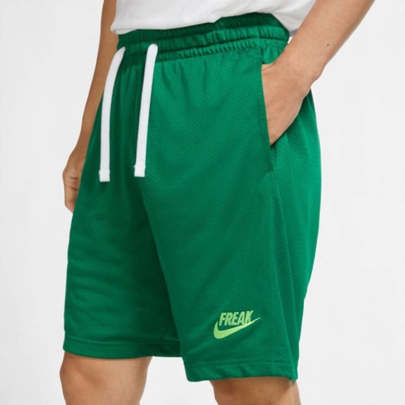 zoom freak shorts